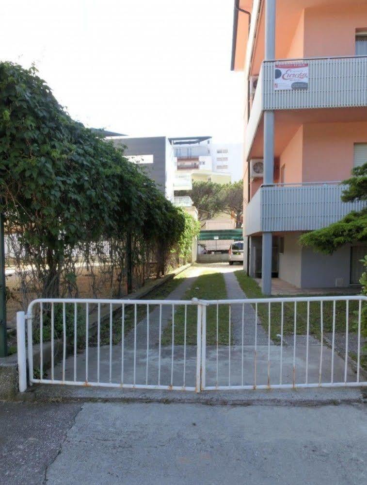 Stiria Apartment Lignano Sabbiadoro Exterior photo